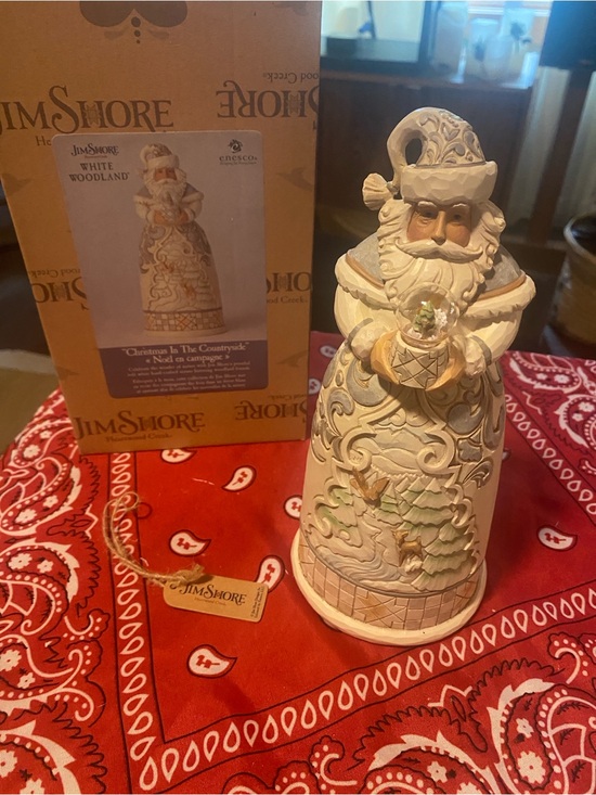 Jim Shore Other - Jim Shore White Woodland Cream and Green Santa Figurine with Snow Globe